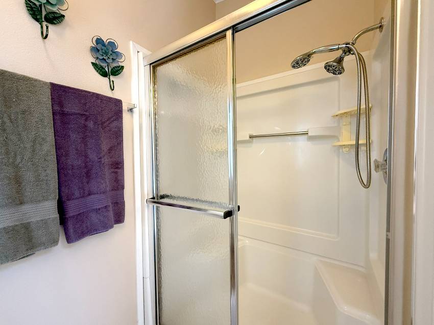 214 Hibiscus Way a Parrish, FL Mobile or Manufactured Home for Sale